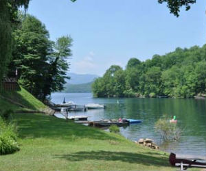 The Village at Reflection Lake Nantahala