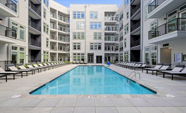 Amenities at Mira Raleigh are designed to foster community engagement, including a resort-style saltwater pool with an expansive pool deck including loungers, outdoor firepits, outdoor games and more.